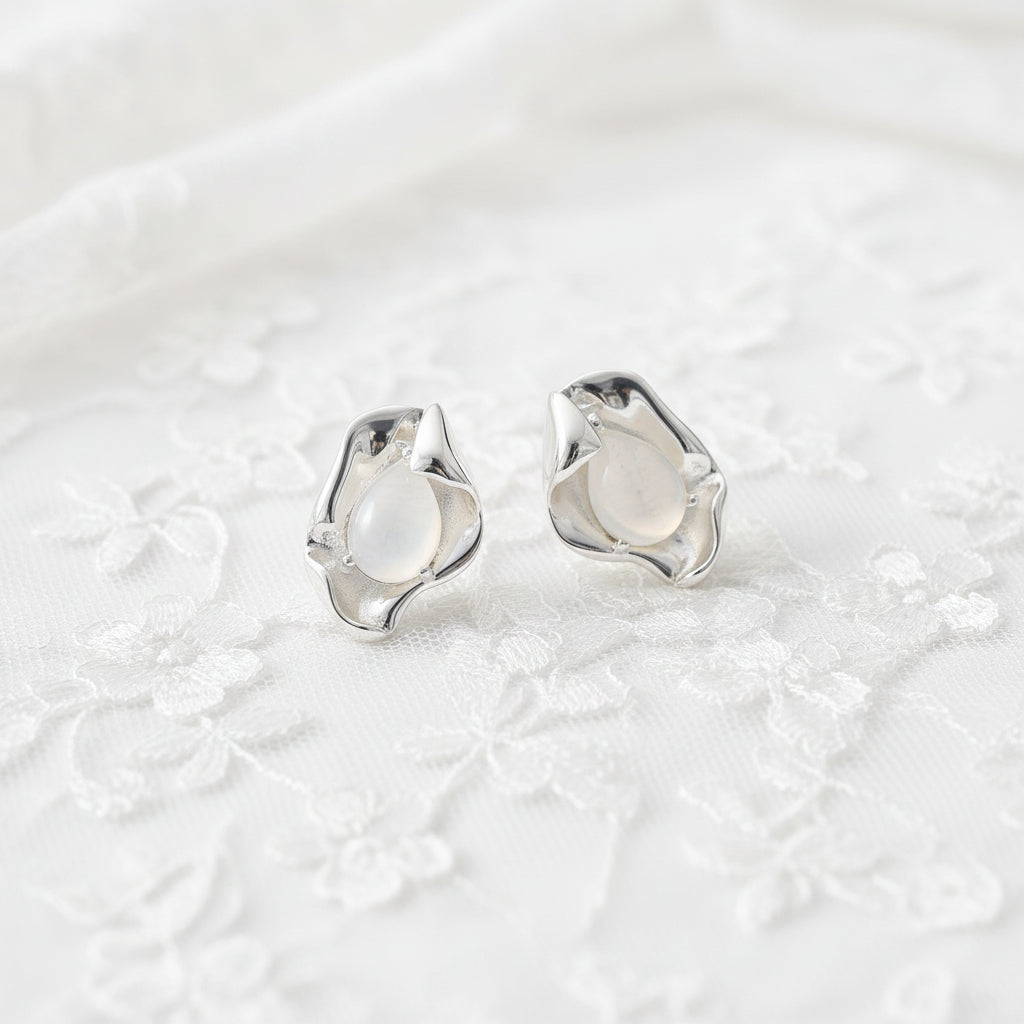 MOTHER SHELL MOONSTONE STUD EARRINGS STERLING SILVER