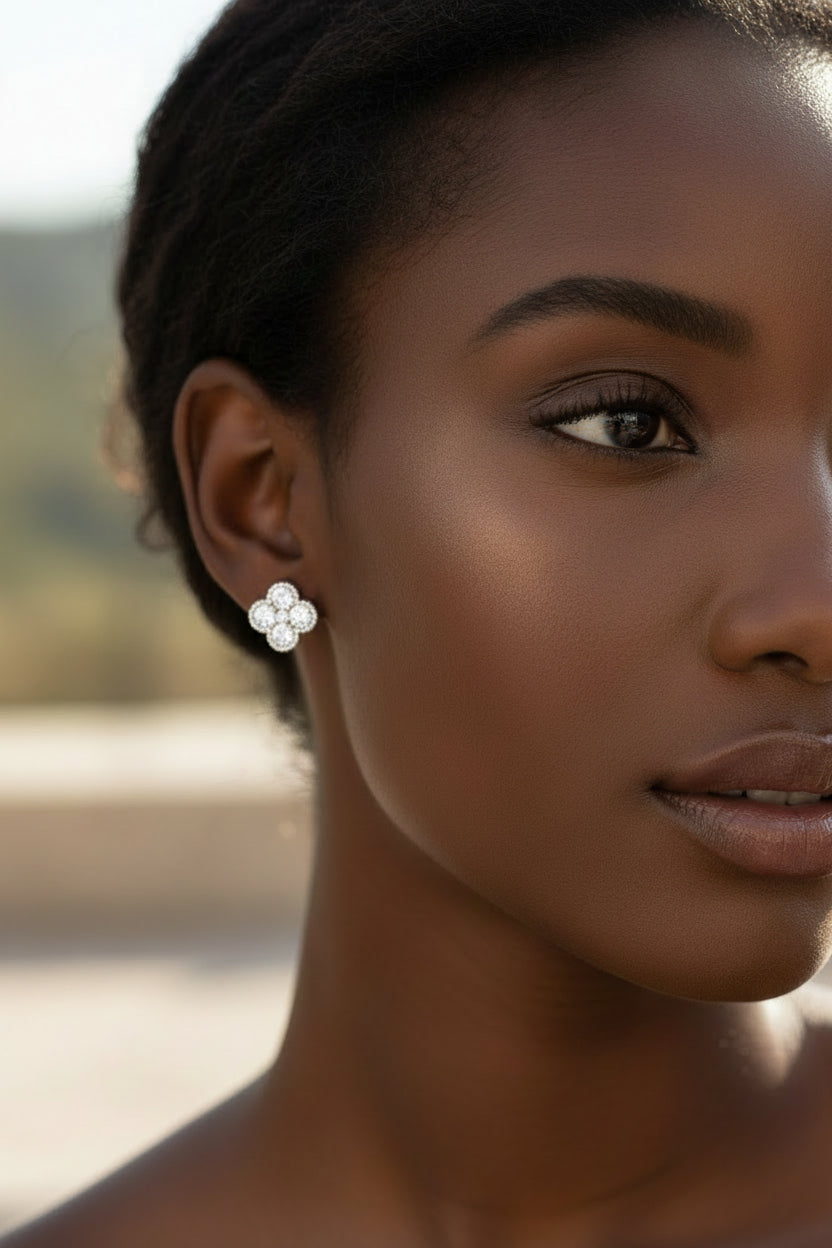 CLAIRE DE LUNE MOISSANITE STUD EARRINGS