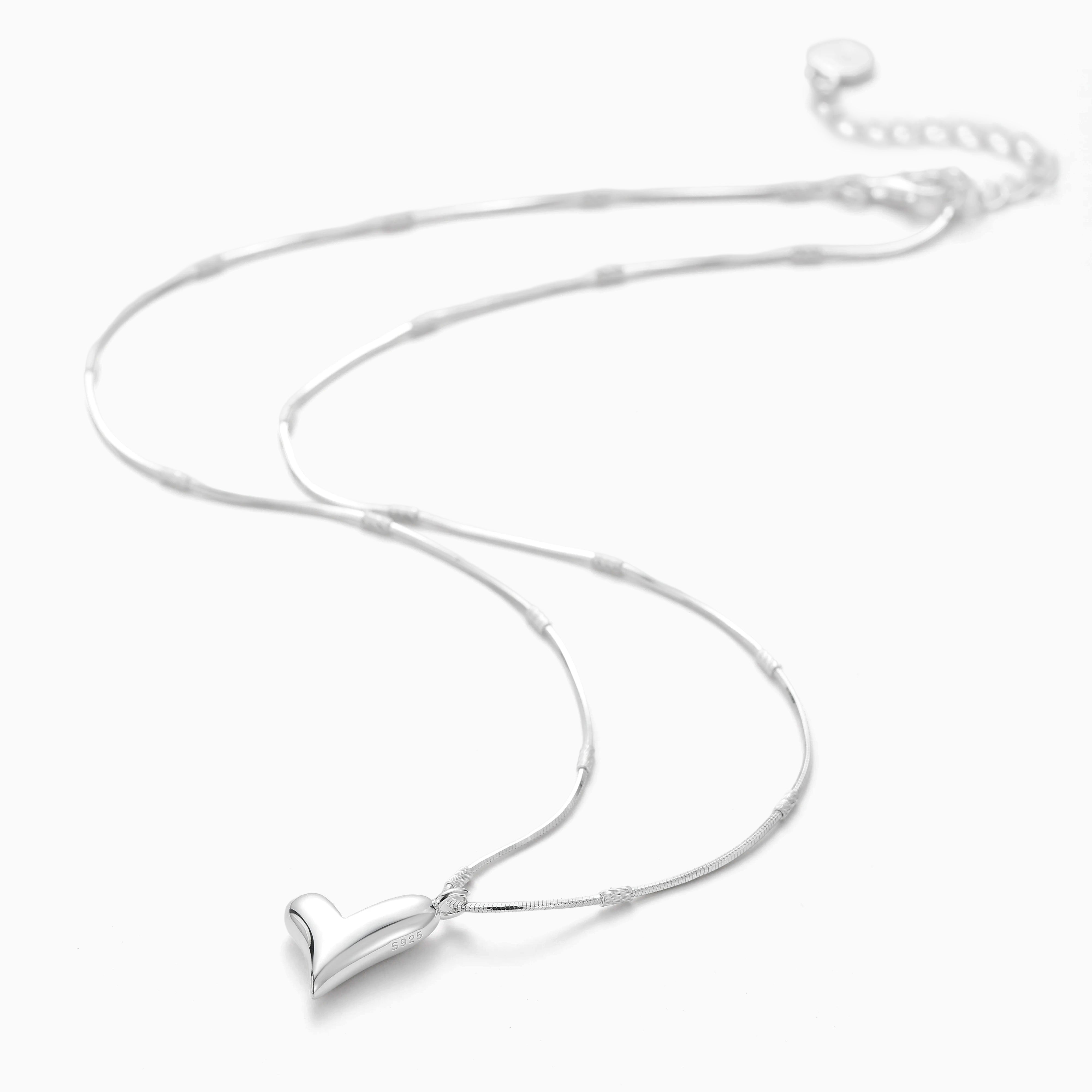 FLYING HEART NECKLACE