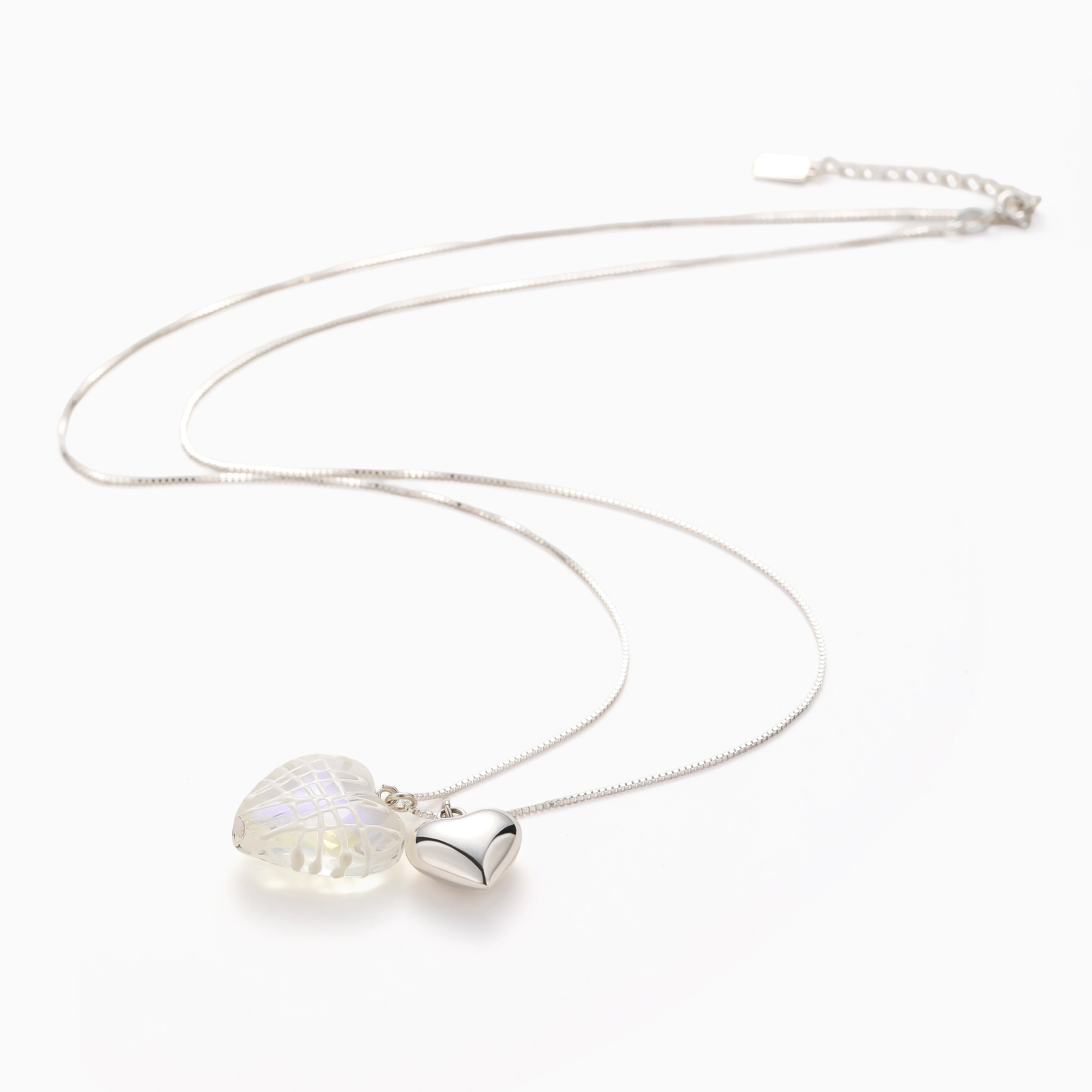 SILVER AND GLASS DOUBLE HEART PENDANT NECKLACE