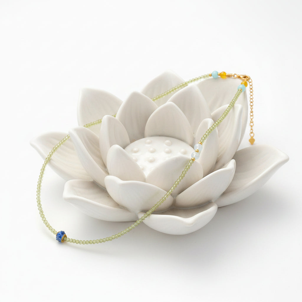 ENAMEL LOTUS PERIDOT FIRST LAYER NECKLACE