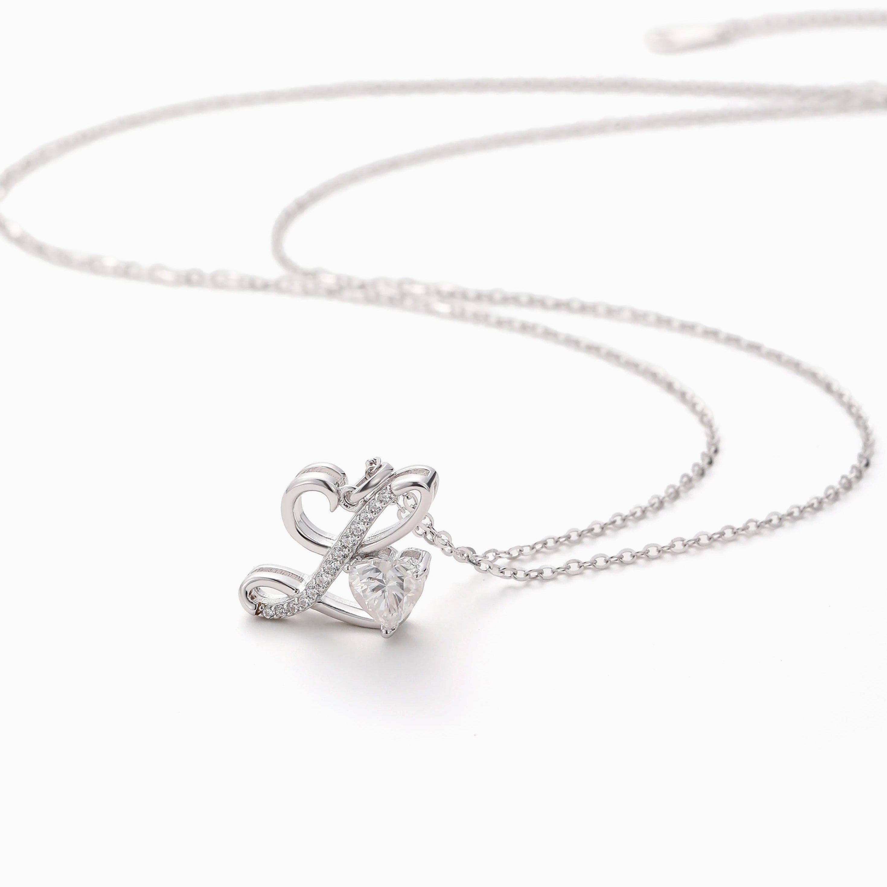 LETTER D'AMOUR CHARM NECKLACE