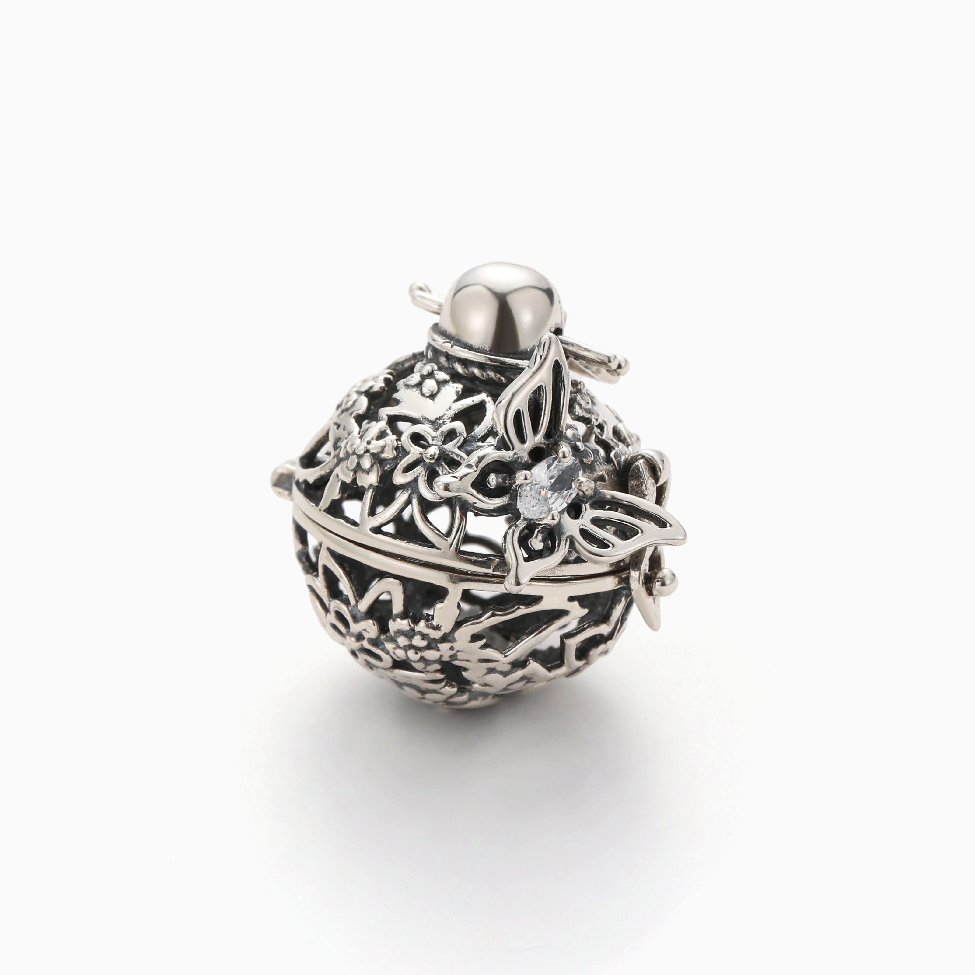 BUTTERFLY & FLOWER OPENWORK LOCKET PENDANT