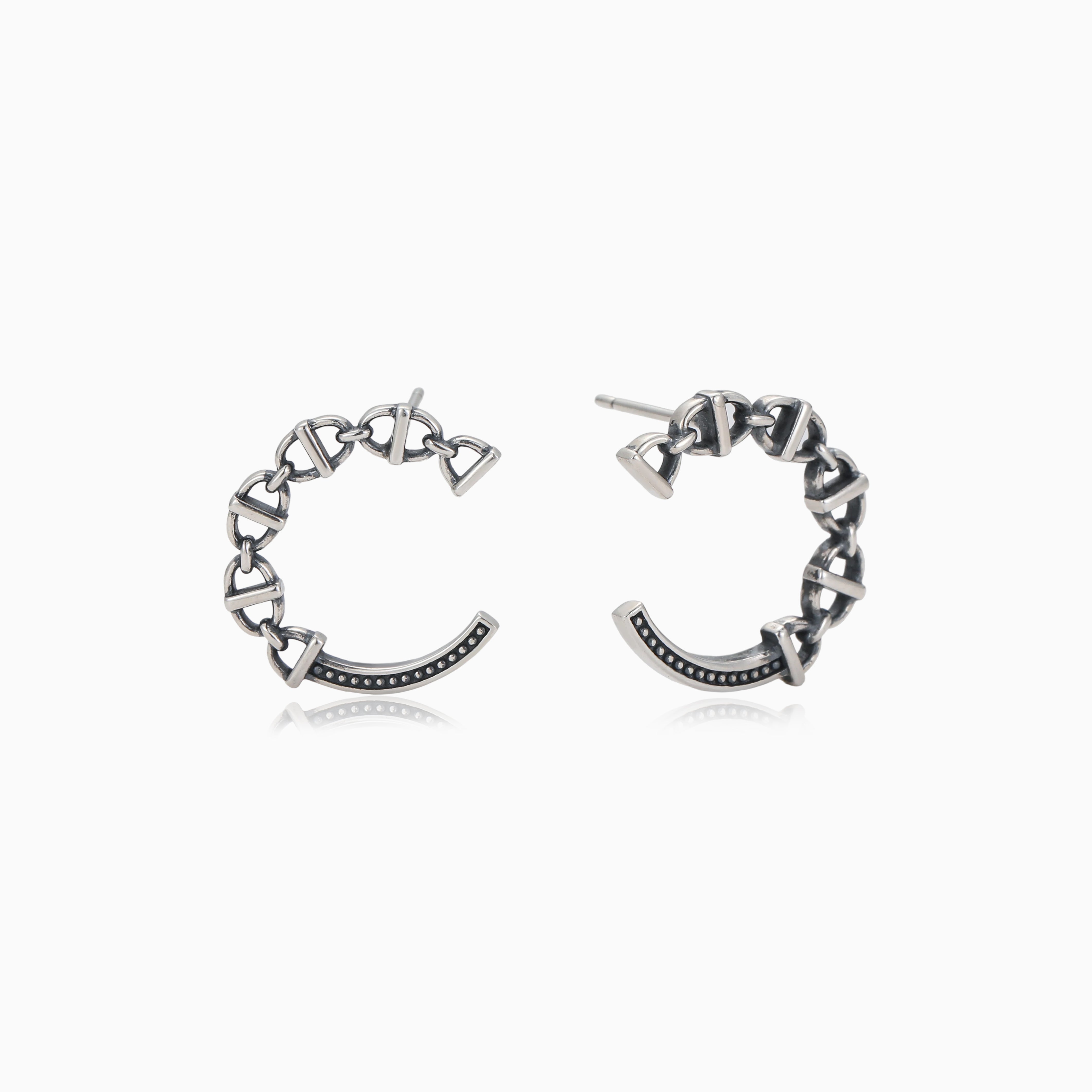 VINTAGE D CHAIN LINKS OXIDIZED CRESCENT HOOPS