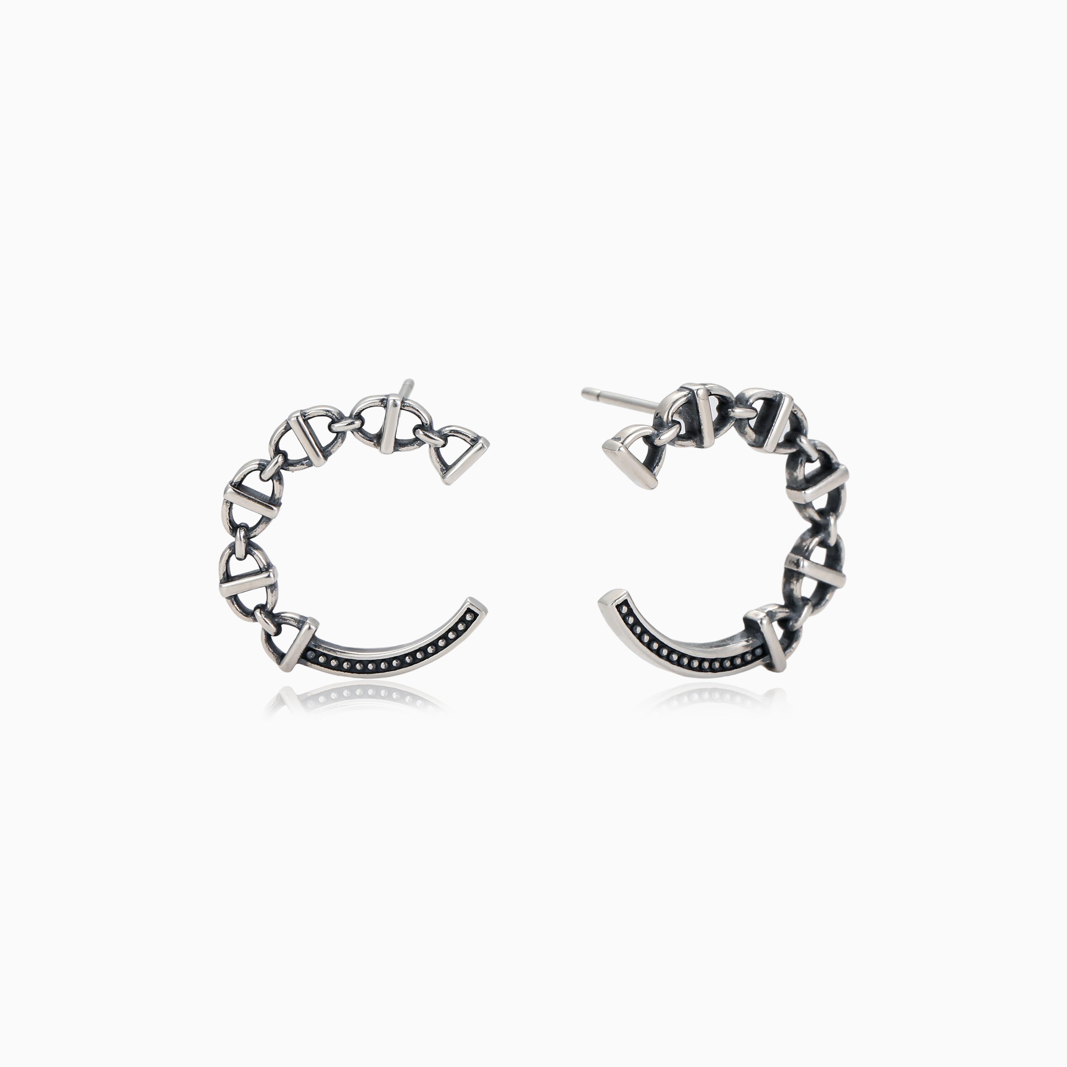 VINTAGE D CHAIN LINKS OXIDIZED CRESCENT HOOPS