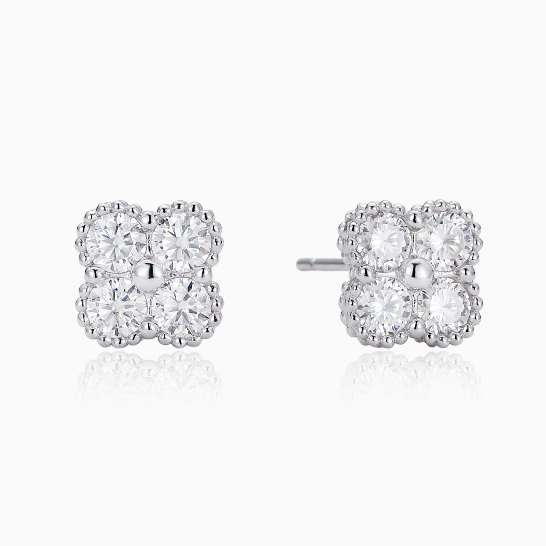 CLAIRE DE LUNE MOISSANITE STUD EARRINGS